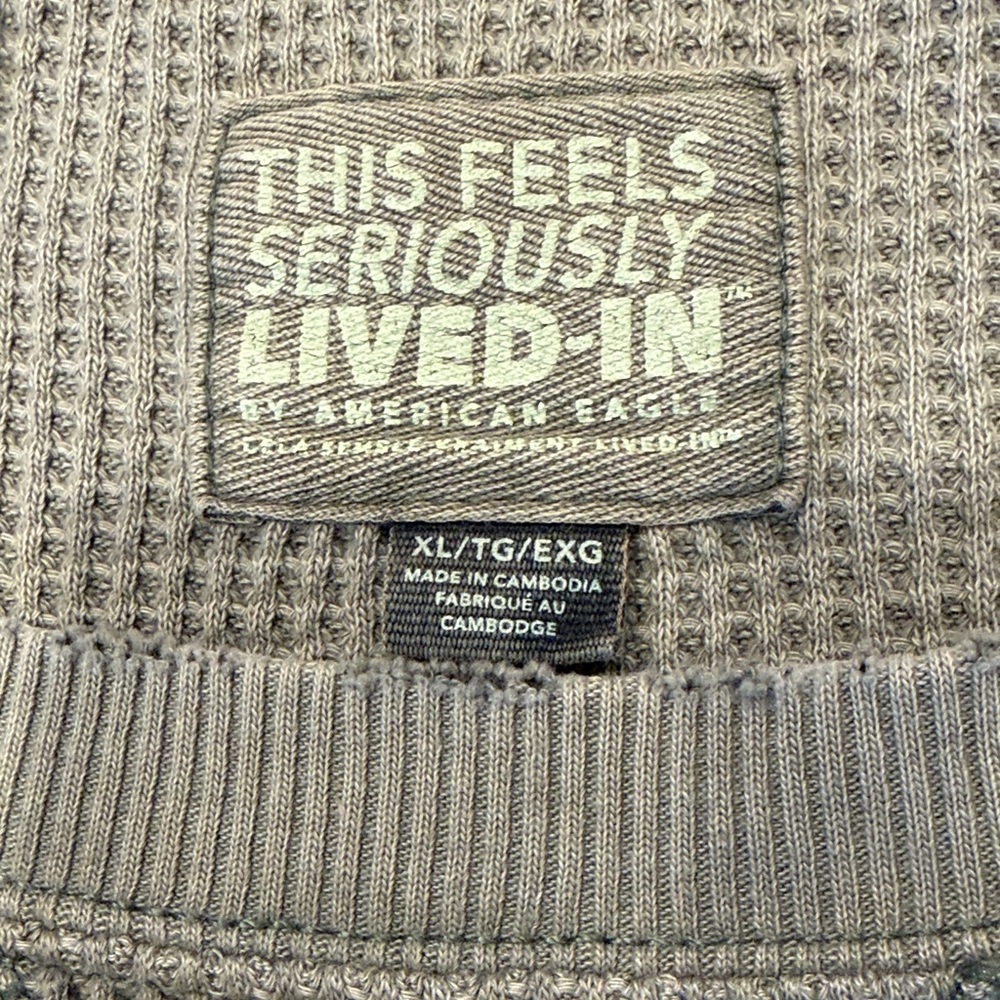 American Eagle Outfitters Textured Gray/Green Women’s Crewneck Waffle Shirt
